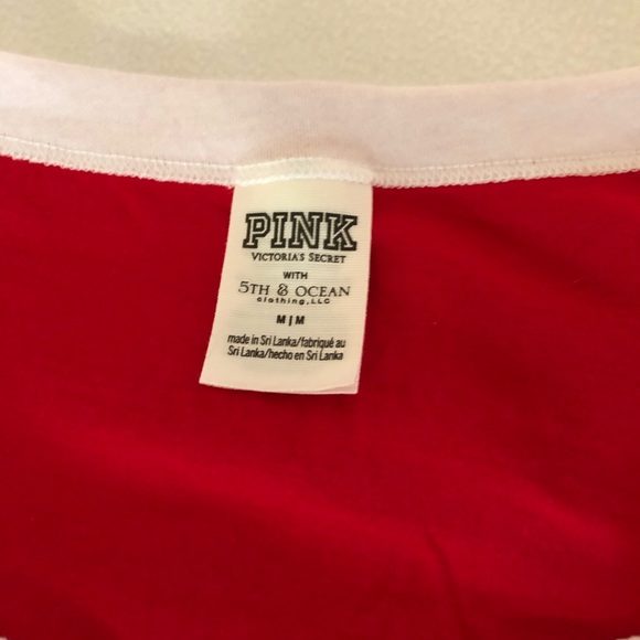 NWOT VS PINK Wisconsin Badgers Jump Around Tee | M - Picture 7 of 10